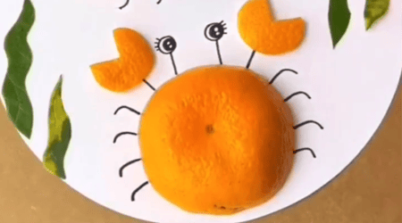 Hagamos cangrejo con conchas de mandarina