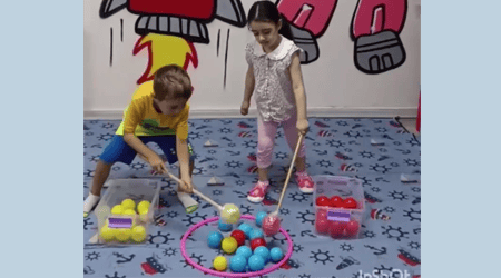 Carrera de pelota de colores