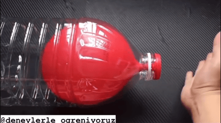 Ballonexperiment in der Flasche