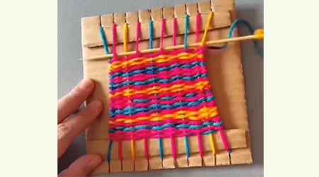 Mini -Strickapparat für die Kleinen