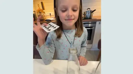 Evde Eğlenceli Fizik Deneyi: Kart Çekme ve Denge Oyunu