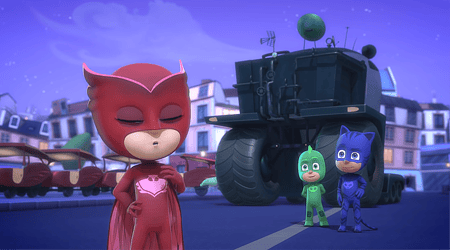 PJ Masks - Blame it on the Train, Owlette